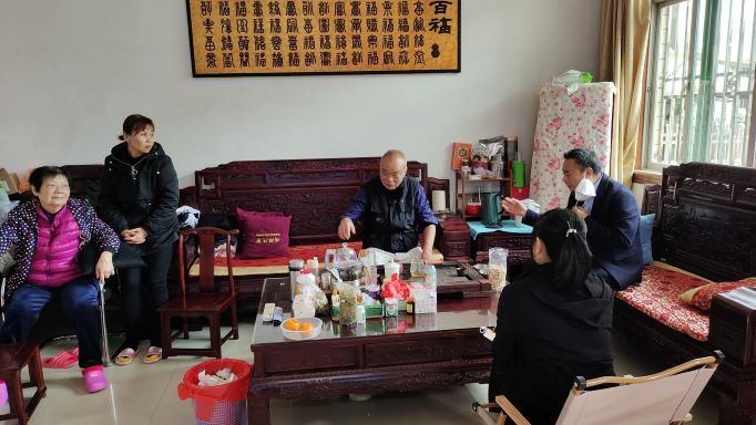 邱锦华和廖幼花.jpg(1M).jpg